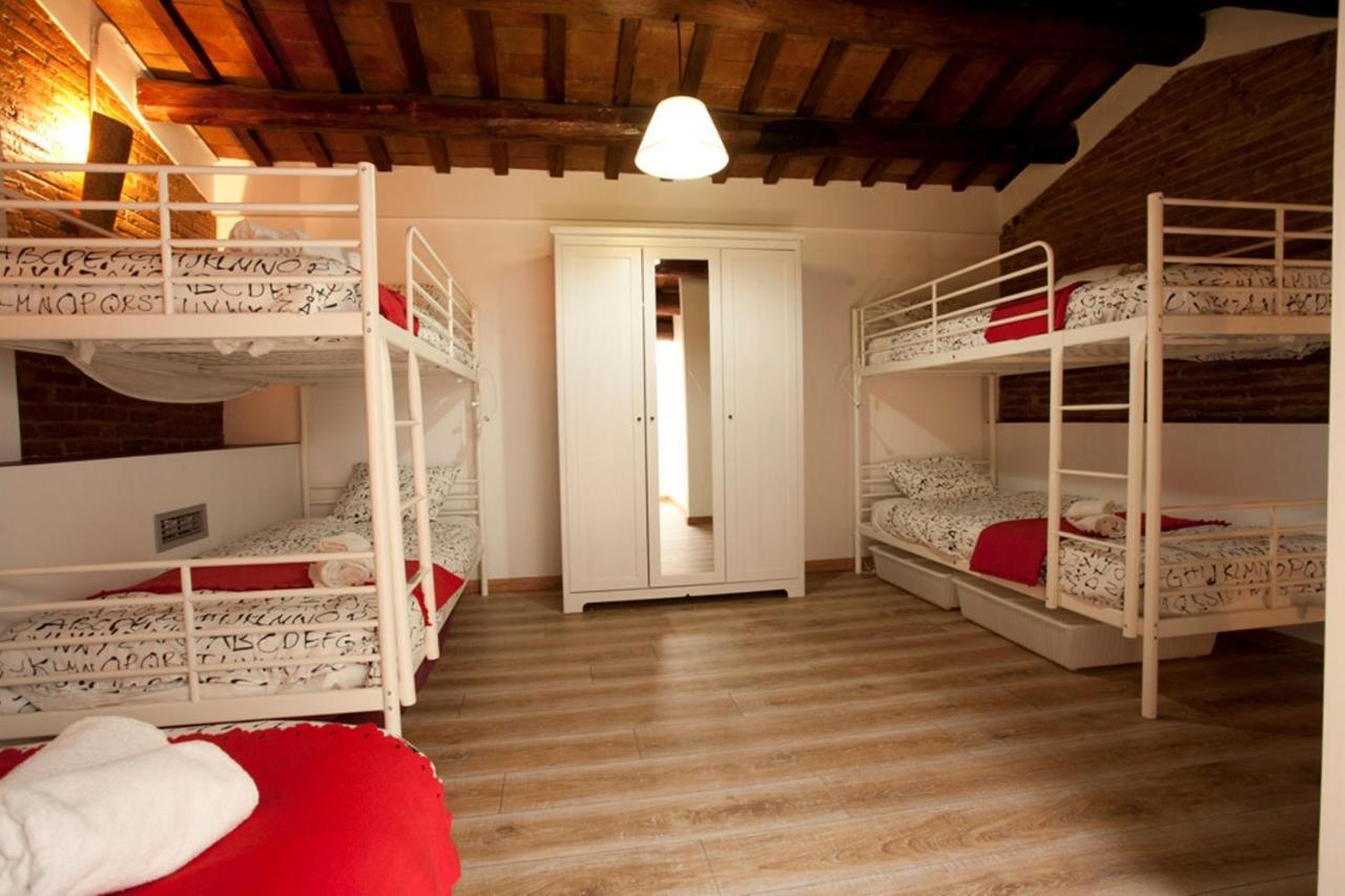 Coroleu House Barcelona Hostel — Photos 2